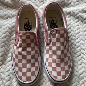 checkered vans. never worn.